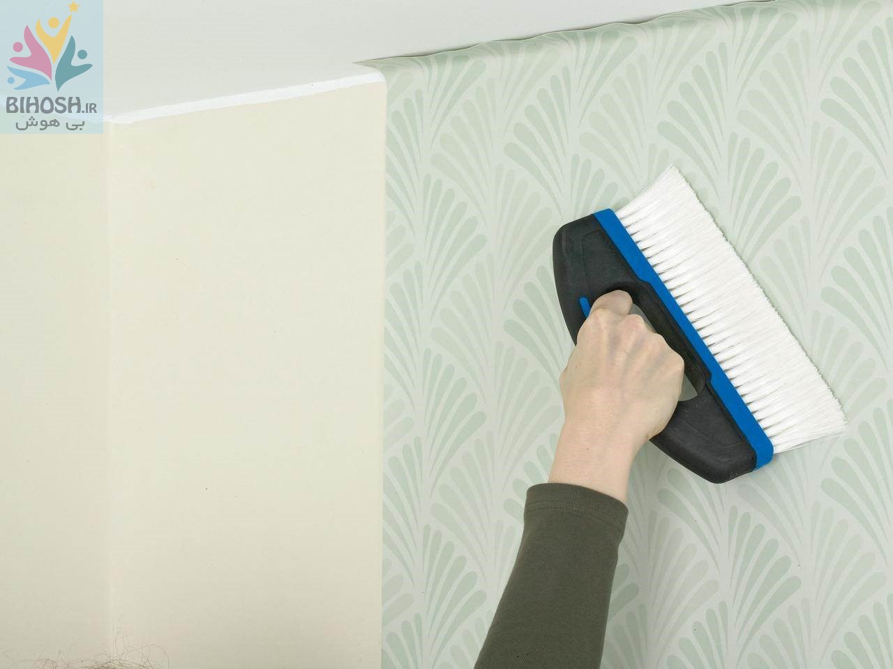 بهترین روش ها برای نظافت کردن کاغذ دیواری خانه!